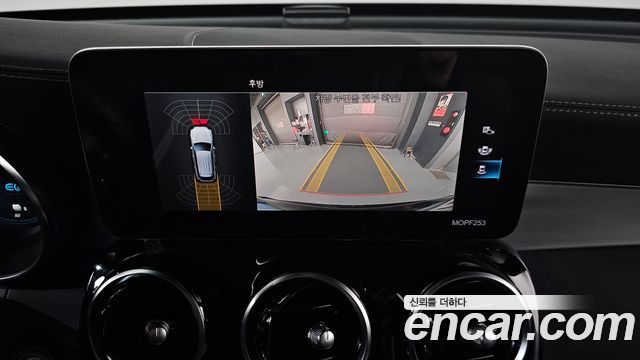 Mercedes-Benz GLC-Class (X253) GLC300e 4MATIC 2021 — фото 15