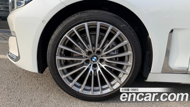BMW 7 Series (G11) 730Ld xDrive Design Pure Excellence 2022 — фото 5
