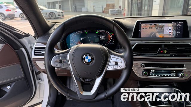 BMW 7 Series (G11) 730Ld xDrive Design Pure Excellence 2022 — фото 21