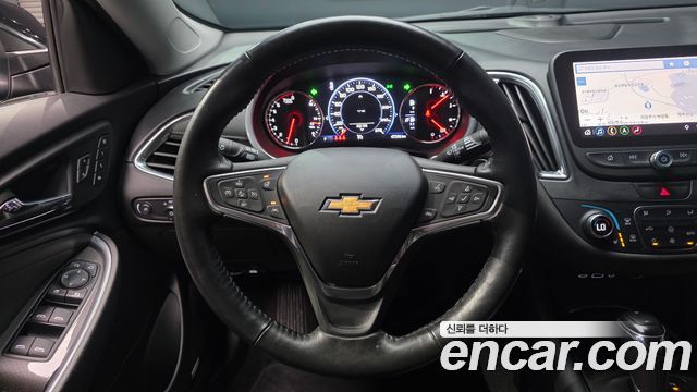 Chevrolet Malibu 2.0 Turbo LT Special 2020 — фото 13