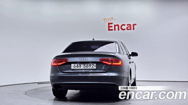 Audi A4 2.0 TDI dynamic B8 2013 — фото 4