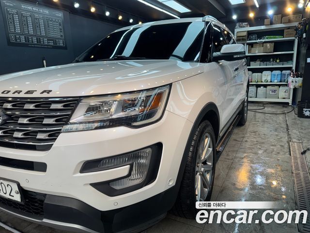 Ford Explorer 2.3 Limited 4WD 5th 2017 — фото 3