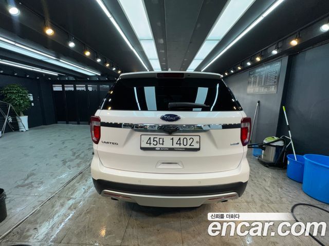 Ford Explorer 2.3 Limited 4WD 5th 2017 — фото 5