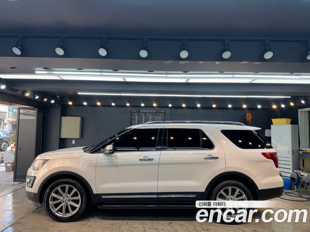 Ford Explorer 2.3 Limited 4WD 5th 2017 — фото 8