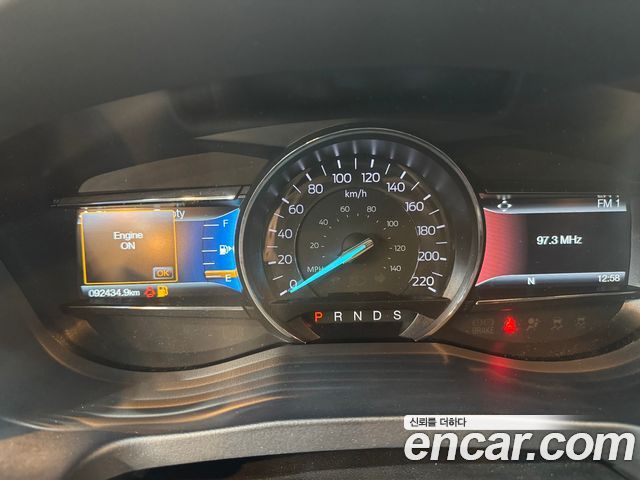 Ford Explorer 2.3 Limited 4WD 5th 2017 — фото 10