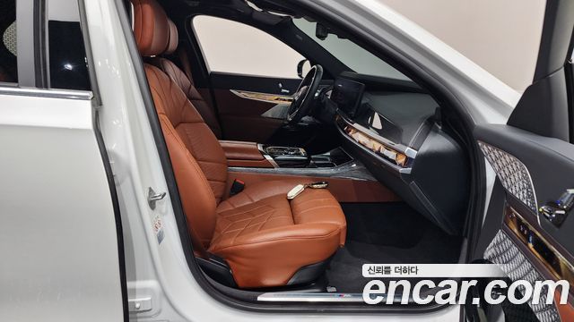 BMW 7 Series (G70) 750e xDrive M Sport 2023 — фото 11