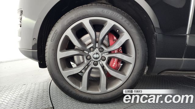 Land Rover Range Rover (IV) 5.0 SC SV AB Dynamic SWB 2019 — фото 5