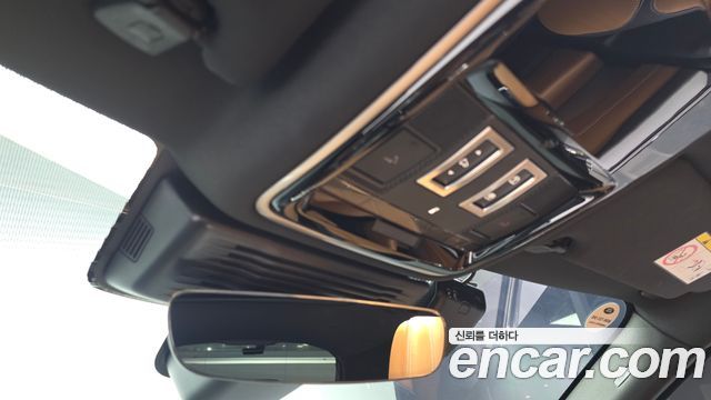 Land Rover Range Rover Velar 3.0 P400 R-Dynamic HSE 2022 — фото 21