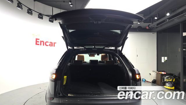 Land Rover Range Rover Velar 3.0 P400 R-Dynamic HSE 2022 — фото 24