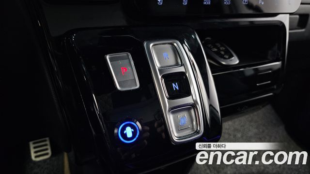 Hyundai Staria L3.5 Lounge 7-Seater Mobility 2022 — фото 9