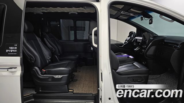Hyundai Staria L3.5 Lounge 7-Seater Mobility 2022 — фото 11