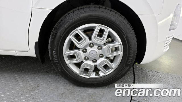 Hyundai Staria Cargo 3-Seater Modern 2023 — фото 5