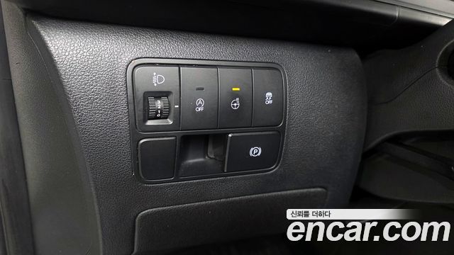 Hyundai Staria Cargo 3-Seater Modern 2023 — фото 17