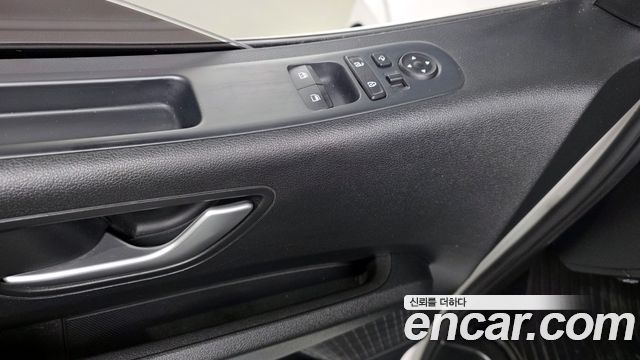 Hyundai Staria Cargo 3-Seater Modern 2023 — фото 18