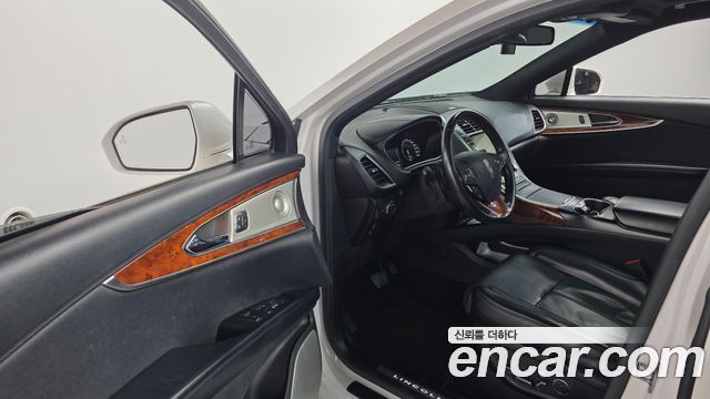 Lincoln MKX (II) 2.7 2WD 2018 — фото 12