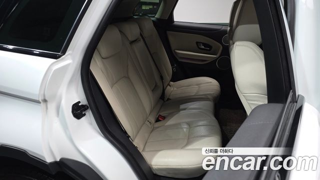 Land Rover Range Rover Evoque 2.0 TD4 HSE 2019 — фото 12