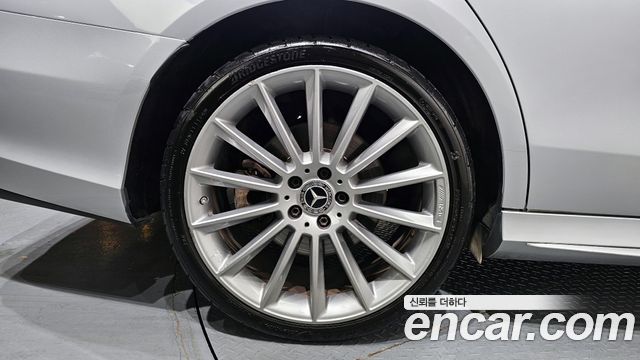Mercedes-Benz E-Class (W213) E350 4MATIC AMG Line 2020 — фото 5