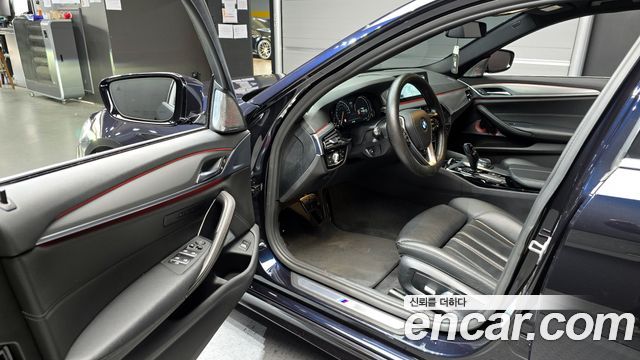 BMW 5 Series (G30) 530i M Sport Package 2018 — фото 11