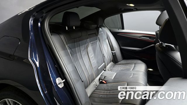 BMW 5 Series (G30) 530i M Sport Package 2018 — фото 12