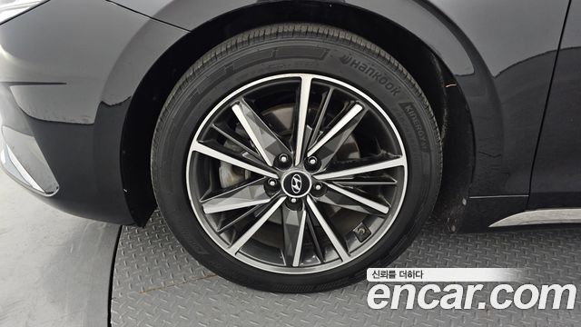 Hyundai Grandeur (IG) 2.5 Le Blanc 2023 — фото 5