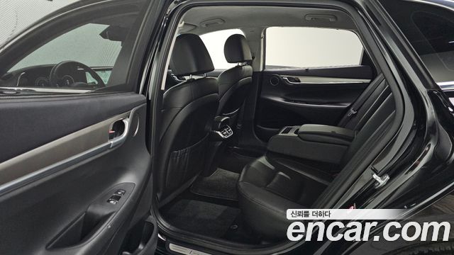 Hyundai Grandeur (IG) 2.5 Le Blanc 2023 — фото 13