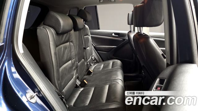 Volkswagen Tiguan 2.0 TDI  Premium 5N 2012 — фото 12