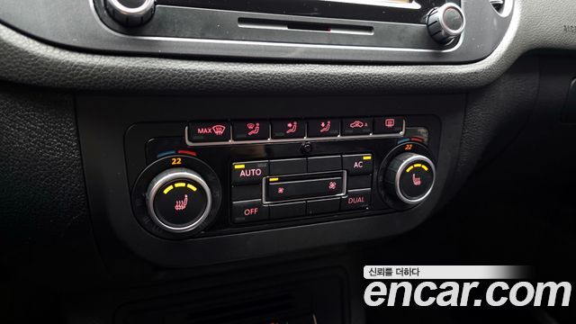 Volkswagen Tiguan 2.0 TDI  Premium 5N 2012 — фото 16