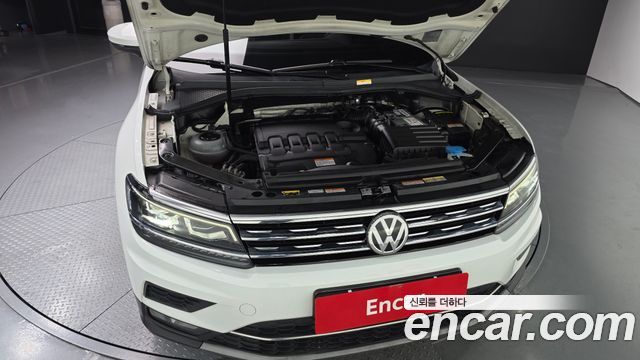 Volkswagen Tiguan (II) 2.0 TDI 4Motion Prestige 2020 — фото 6