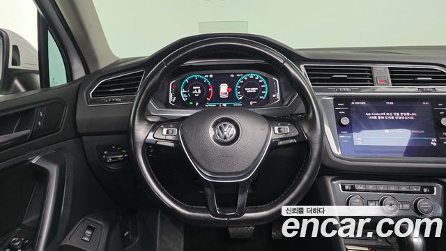 Volkswagen Tiguan (II) 2.0 TDI 4Motion Prestige 2020 — фото 13