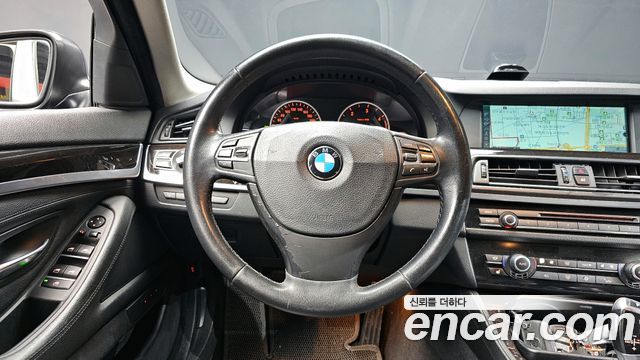 BMW 5 Series (F10) 520d 2011 — фото 13