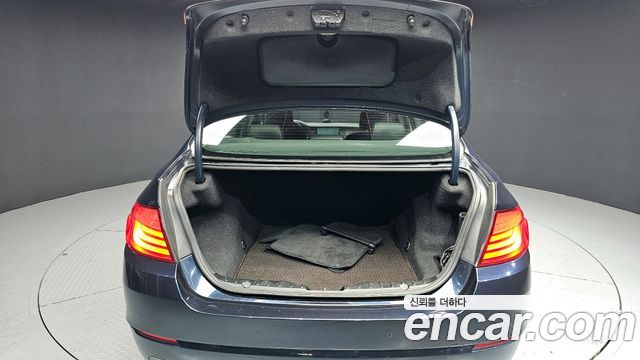 BMW 5 Series (F10) 520d 2011 — фото 20