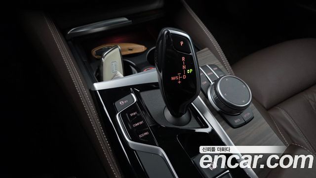 BMW 5 Series (G30) 520d Luxury Plus 2020 — фото 9