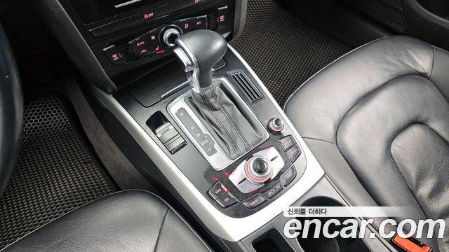 Audi A4 30 TDI B8 2015 — фото 9