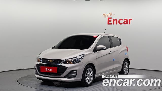 Chevrolet Spark Premier 2019 — фото 1