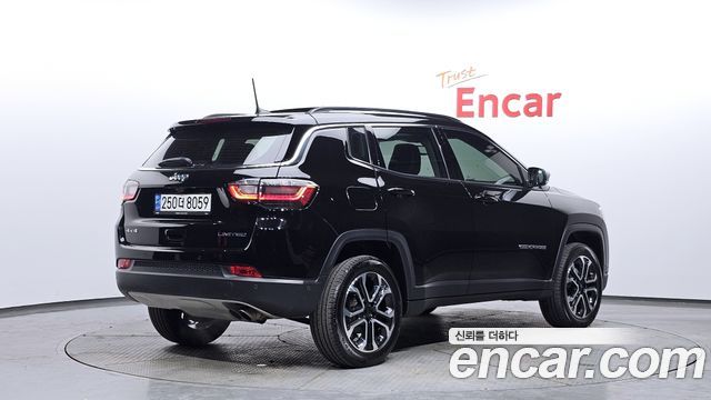 Jeep Compass (II) 2.4 Limitied AWD 2022 — фото 2
