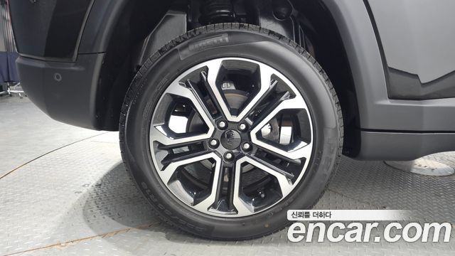 Jeep Compass (II) 2.4 Limitied AWD 2022 — фото 5