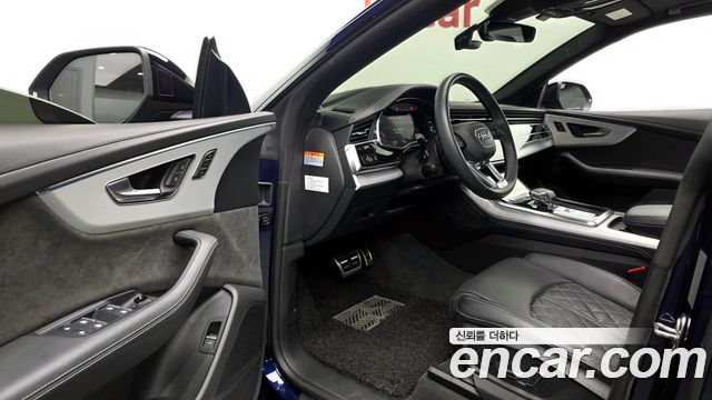 Audi Q8 (4M) 55 TFSI Quattro Premium 2022 — фото 10
