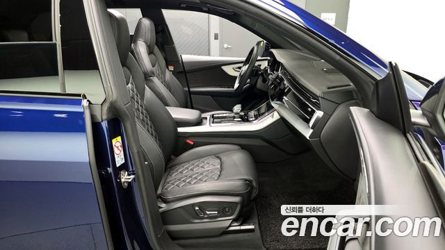 Audi Q8 (4M) 55 TFSI Quattro Premium 2022 — фото 12