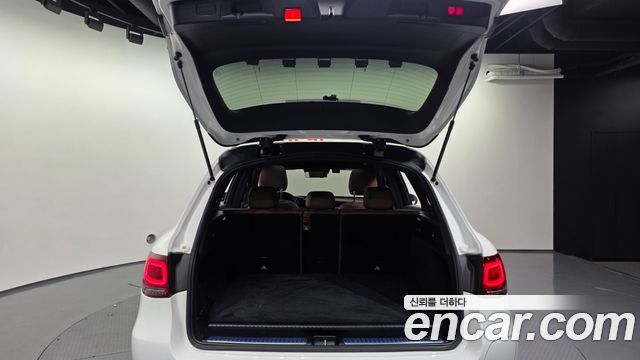 Mercedes-Benz GLC-Class (X253) GLC300e 4MATIC 2022 — фото 20
