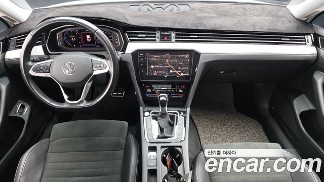 Volkswagen Passat GT (B8) 2.0 TDI Premium 2022 — фото 7