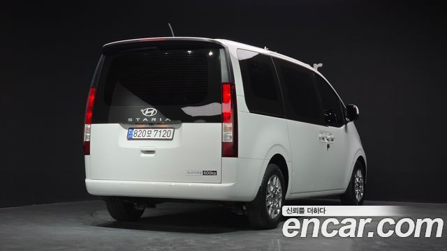 Hyundai Staria Cargo 5-Seater Modern 2025 — фото 2