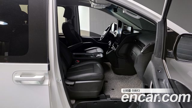 Hyundai Staria Cargo 5-Seater Modern 2025 — фото 10