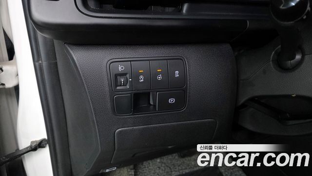 Hyundai Staria Cargo 5-Seater Modern 2025 — фото 23