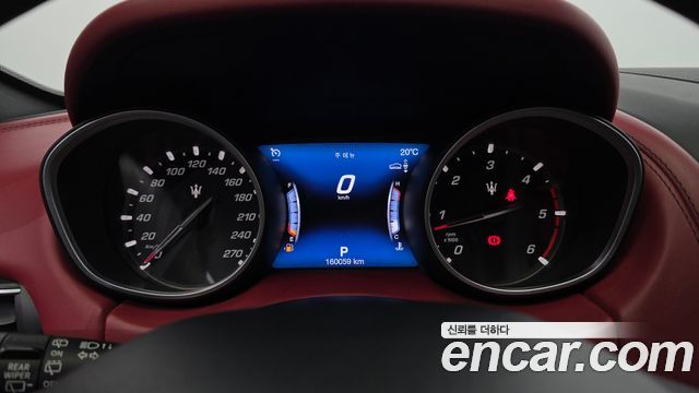 Maserati Levante 3.0 Diesel AWD GranSport 2018 — фото 8