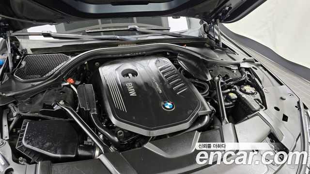 BMW 7 Series (G11) 740Li xDrive M Sport Package 2017 — фото 6