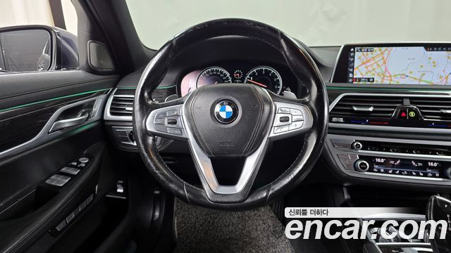 BMW 7 Series (G11) 740Li xDrive M Sport Package 2017 — фото 13