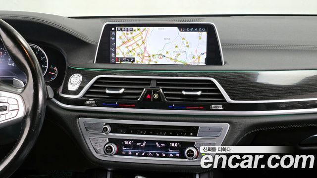 BMW 7 Series (G11) 740Li xDrive M Sport Package 2017 — фото 14