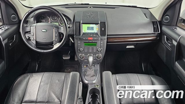 Land Rover Freelander 2 2.2 SD4 HSE 2011 — фото 7