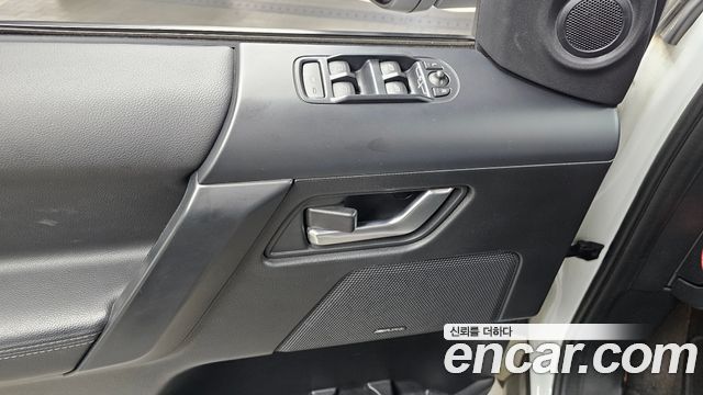 Land Rover Freelander 2 2.2 SD4 HSE 2011 — фото 14