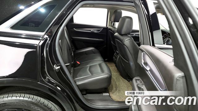 Cadillac XT5 3.6 Premium Plus AWD 2018 — фото 12